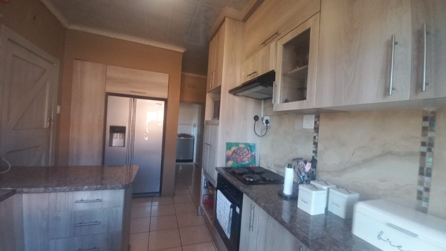 3 Bedroom Property for Sale in Buitesig Free State